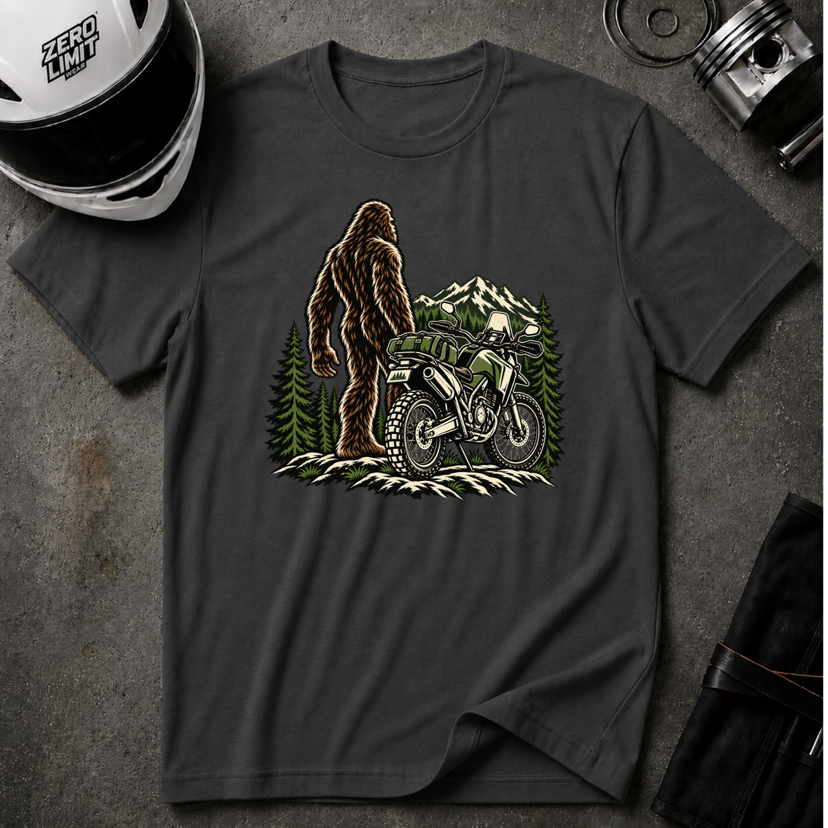 BIG FOOT T-SHIRT